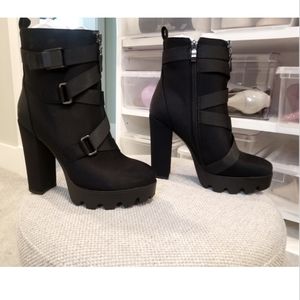 Public Desire Platform Ankle Boot Heels Size 5